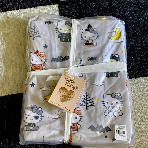 Pottery Barn Teen Hello Kitty Glow in the Dark Pajamas